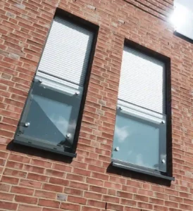 bodentiefe-fenster-Backsteine-Fassade bodentiefe-fenster-Backsteine-Fassade